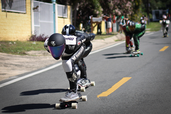 Scott Lembach leads after the push. Photo: Mufungo Mike.