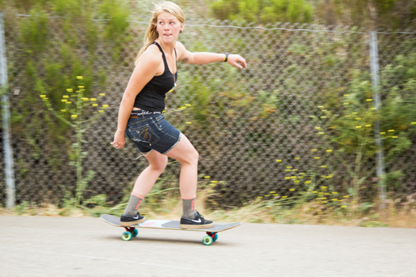 Amanda Powell surfin' it out in the flats. Photo: Ali Mehraban.