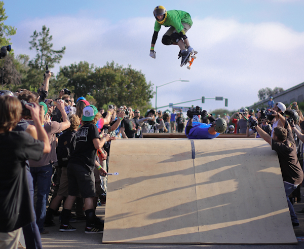 Ross Tweakin' it sideways over the huge gap. Photo: Bandy.