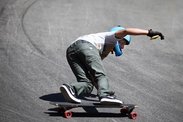 Hugo Limon using his brakes with style. Photo: Ruano.