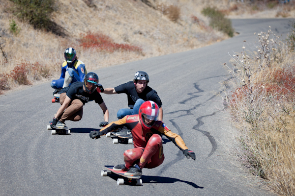 The race starts with no time for our crew to put on their leathers. Photo: Ruano.