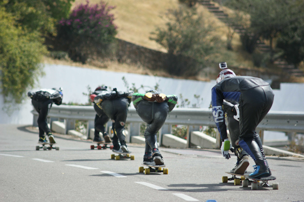 tucking, then corner two. Photo: Ruano.