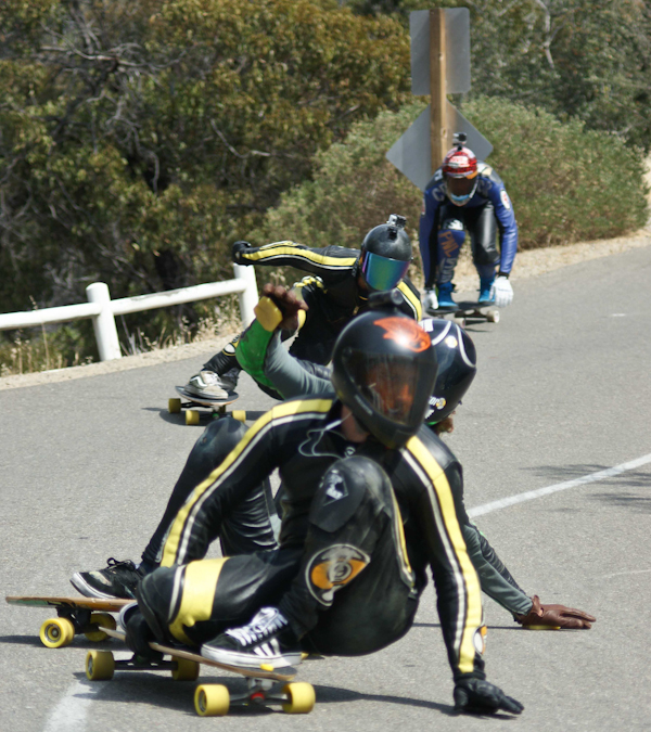 Budro leading by example. OG. Photo: Ruano.