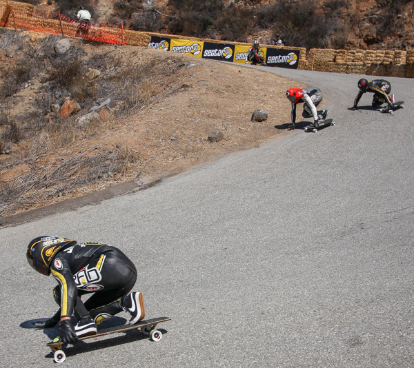 Angie's_Curves_2014_Wheelbase_magazine_Riha (1 of 1)